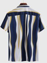 Gestreiftes bedrucktes Hemd